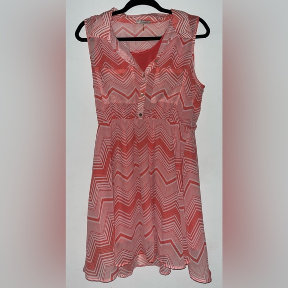 Coral sleeveless dress - Picture 7 of 10